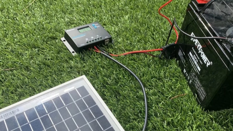 Solar panel and battery setup used to compare LiFePO4 vs. Lead Acid performance in outdoor heat conditions